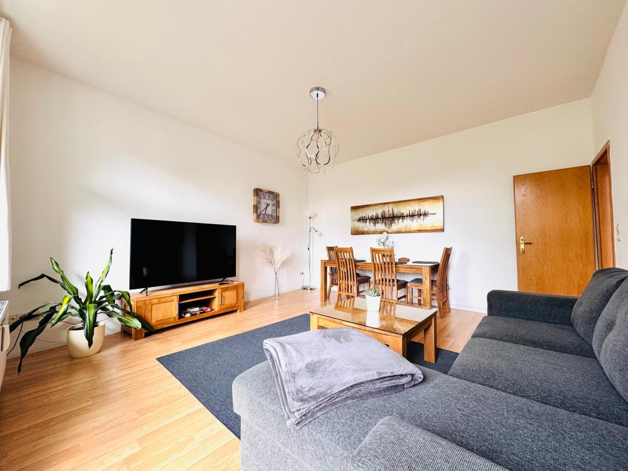 Attraktive Wohnung Im Schoenen Hinterhof Schwerin  Exteriör bild